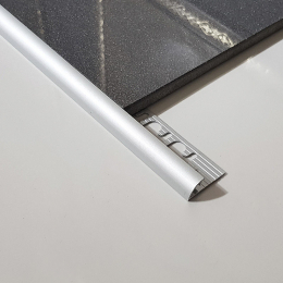 Progress Profiles Projolly lišta rohová anodizované stříbro 0,8/270 cm